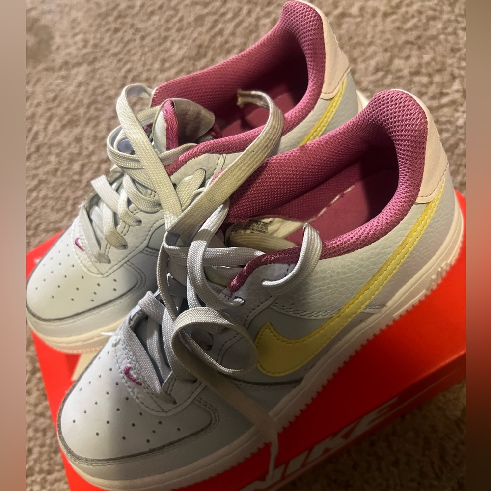 Kids Nike AF1 size 3.5Y used